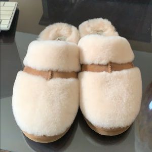 EUC Ugg Slippers size 7